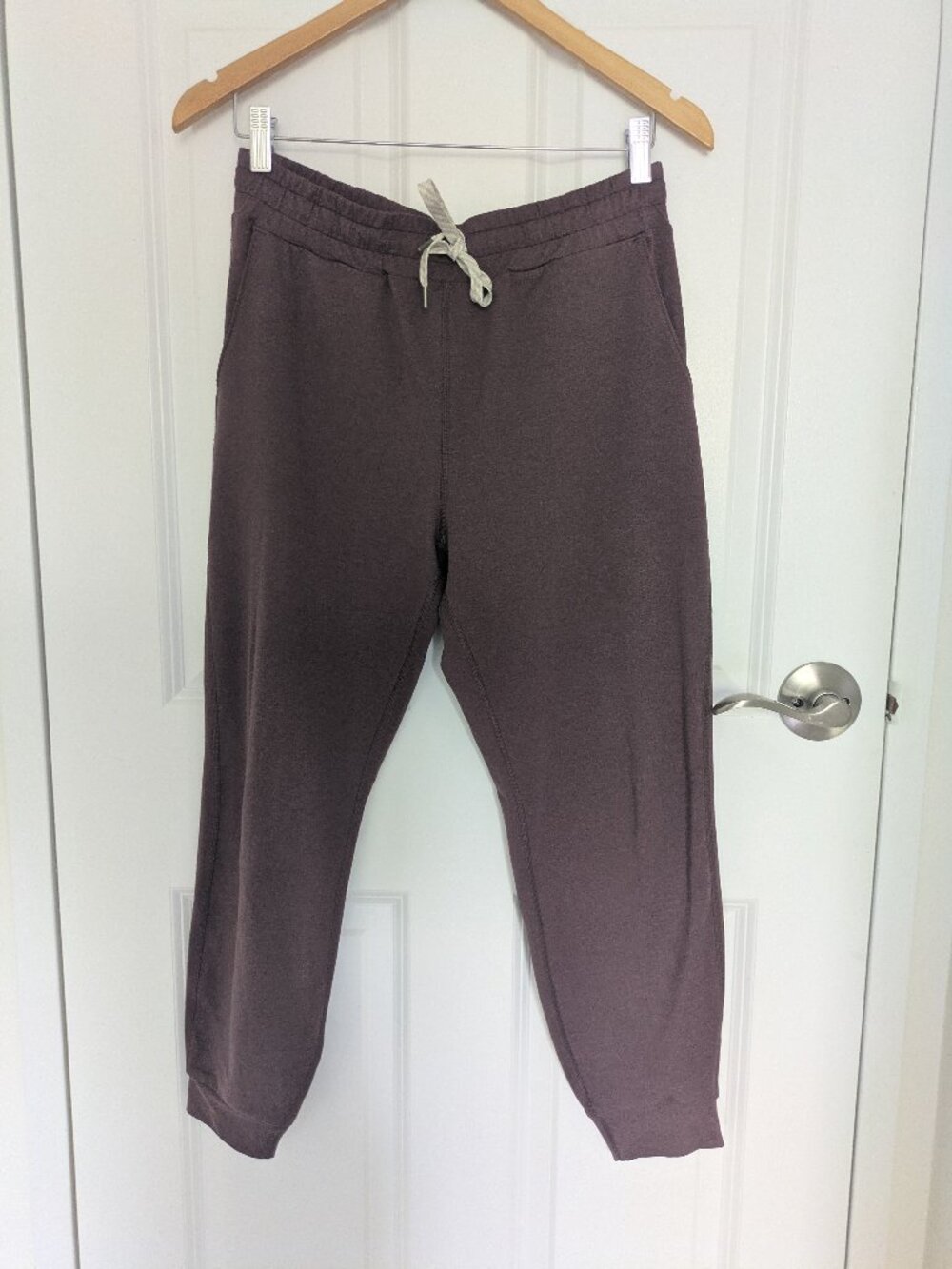 Vuori Performance Jogger Heathered Elderberry